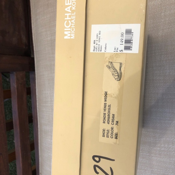 Wedges - Picture 4 of 4